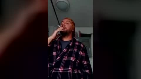 mr_i_ online show from 06/19/26, 07:01