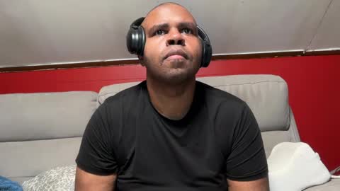 Snapshot of mr_irvin chatting on 06/03/26, 04:26 mr_irvin online show from 06/03/26, 04:26