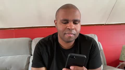 Snapshot of mr_irvin chatting on 06/18/26, 06:23 mr_irvin online show from 06/18/26, 06:23