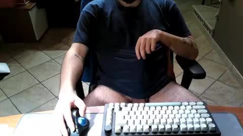 Snapshot of mr_kaa chatting on 01/11/26, 01:43 mr_kaa online show from 01/11/26, 01:43