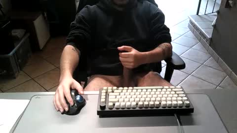 Snapshot of mr_kaa chatting on 04/14/26, 11:05 mr_kaa online show from 04/14/26, 11:05