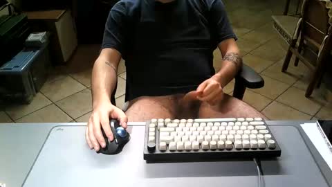 Snapshot of mr_kaa chatting on 04/28/26, 10:15 mr_kaa online show from 04/28/26, 10:15