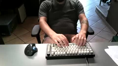Snapshot of mr_kaa chatting on 07/08/26, 12:53 mr_kaa online show from 07/08/26, 12:53