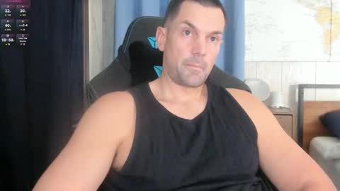 Snapshot of mr_mac69 chatting on 01/15/26, 06:11 Cam online show from 01/15/26, 06:11