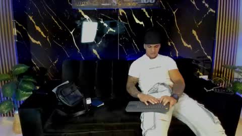 mr_maximo online show from 03/09/26, 02:26