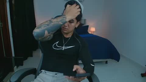 mr_maximo online show from 06/13/26, 04:21