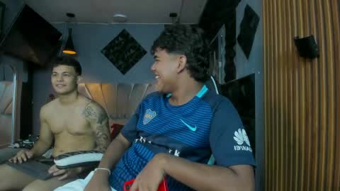 mr_mois online show from 04/29/26, 05:55