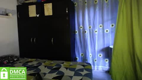 Snapshot of mr_mrscurie chatting on 04/11/26, 10:36 Mr Mrs Curie online show from 04/11/26, 10:36