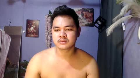Snapshot of mr_olivercummerx chatting on 04/12/26, 01:54 mr_olivercummerx online show from 04/12/26, 01:54
