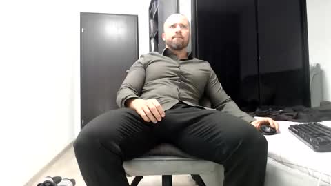 Snapshot of mr_shakur chatting on 10/15/25, 06:41 mr_shakur online show from 10/15/25, 06:41