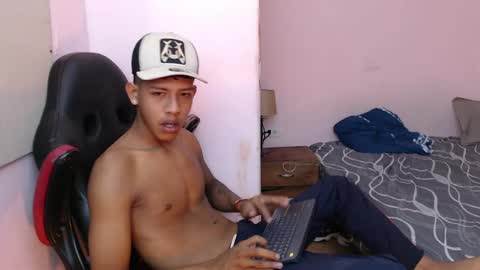 Snapshot of mr_stiven_ chatting on 01/06/25, 08:35 mr_stiven_ online show from 01/06/25, 08:35