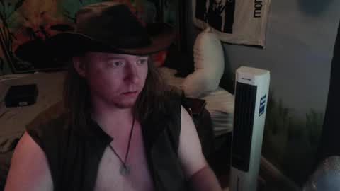 mr_strawberry online show from 05/27/26, 09:06