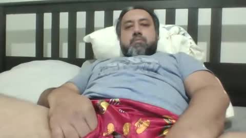 Snapshot of mr_tieballs chatting on 05/04/26, 12:06 mr_tieballs online show from 05/04/26, 12:06