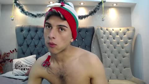 Snapshot of mr_williseo chatting on 12/25/24, 08:39 williseo online show from 12/25/24, 08:39