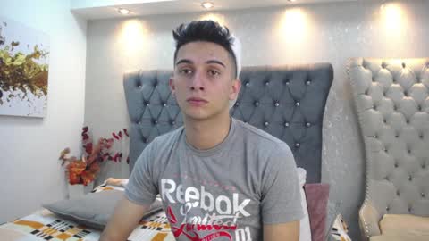 Snapshot of mr_williseo chatting on 01/08/25, 08:07 williseo online show from 01/08/25, 08:07