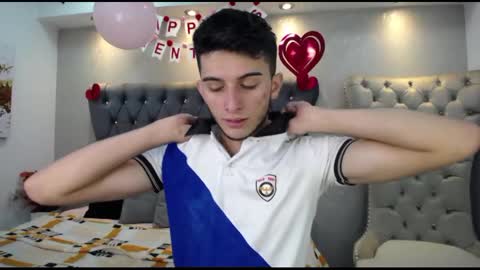 Snapshot of mr_williseo chatting on 02/15/25, 08:33 williseo online show from 02/15/25, 08:33