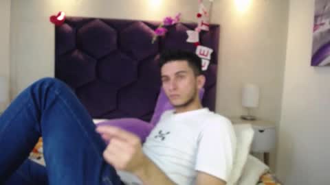 Snapshot of mr_williseo chatting on 02/17/25, 09:30 williseo online show from 02/17/25, 09:30