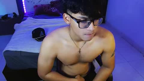 Snapshot of mr_yisuz chatting on 06/05/26, 12:11 yisuz online show from 06/05/26, 12:11