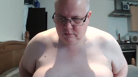 Snapshot of mralistairgoldiegmailcom chatting on 03/04/25, 11:19 Professor-Perv online show from 03/04/25, 11:19