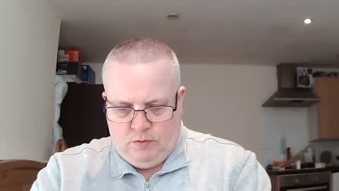 Snapshot of mralistairgoldiegmailcom chatting on 03/08/25, 10:43 Professor-Perv online show from 03/08/25, 10:43