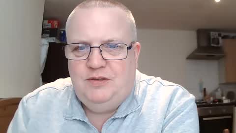 Snapshot of mralistairgoldiegmailcom chatting on 03/10/25, 02:05 Professor-Perv online show from 03/10/25, 02:05