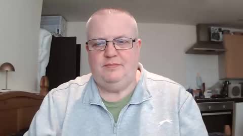 Snapshot of mralistairgoldiegmailcom chatting on 04/05/26, 12:24 Professor-Perv online show from 04/05/26, 12:24