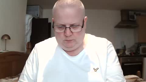 Snapshot of mralistairgoldiegmailcom chatting on 04/21/26, 11:27 Professor-Perv online show from 04/21/26, 11:27