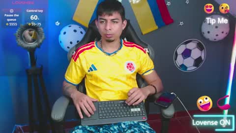 Alpha LATINO online show from 06/18/26, 05:41