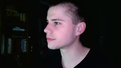 Snapshot of mrbepsik chatting on 03/11/26, 12:05 Mr Roman online show from 03/11/26, 12:05