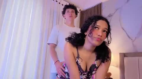 Snapshot of mrblake_ chatting on 11/27/25, 09:06 Mrs and Miss Blake online show from 11/27/25, 09:06