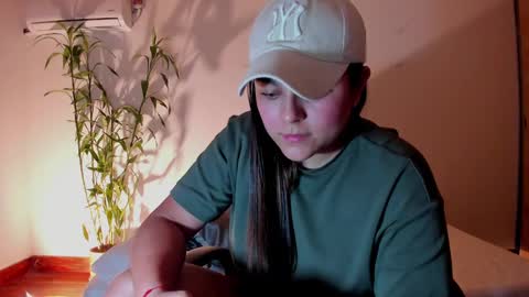 Laura online show from 12/30/24, 03:58