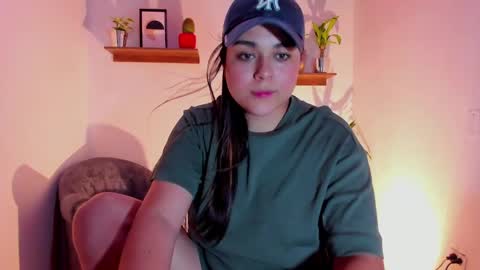 Laura online show from 02/02/25, 04:48