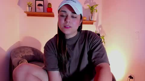 Laura online show from 02/14/25, 04:58