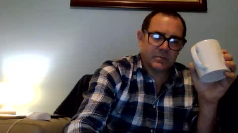 Snapshot of mrcaruso chatting on 11/28/25, 09:28 Mrcaruso online show from 11/28/25, 09:28
