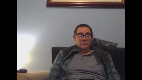 Snapshot of mrcaruso chatting on 12/04/25, 04:48 Mrcaruso online show from 12/04/25, 04:48