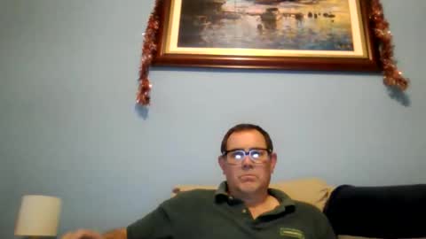 Snapshot of mrcaruso chatting on 12/14/25, 04:45 Mrcaruso online show from 12/14/25, 04:45