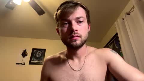 Snapshot of mrcoolguy68 chatting on 11/20/25, 01:11 mrcoolguy68 online show from 11/20/25, 01:11