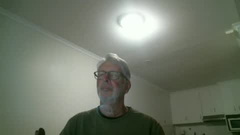 Snapshot of mrcreek1531 chatting on 04/28/26, 09:14 mrcreek1531 online show from 04/28/26, 09:14
