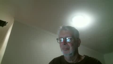 Snapshot of mrcreek1531 chatting on 05/09/26, 10:53 mrcreek1531 online show from 05/09/26, 10:53