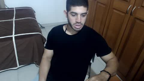Snapshot of mrcum24 chatting on 12/17/24, 12:12 Will online show from 12/17/24, 12:12