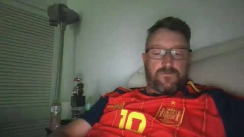 Snapshot of mrcumstain chatting on 05/08/26, 08:14 mrcumstain online show from 05/08/26, 08:14