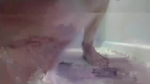 mrdee684945 online show from 12/21/25, 05:20