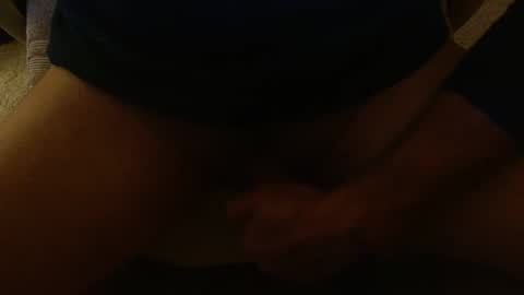 Snapshot of mre11118957 chatting on 12/16/25, 02:16 Mr-E online show from 12/16/25, 02:16