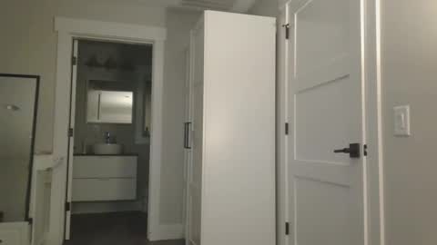 Snapshot of mrf388 chatting on 01/04/25, 06:41 IwantU2WatchME online show from 01/04/25, 06:41