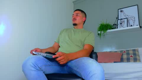 Mr Fox online show from 09/18/25, 07:38