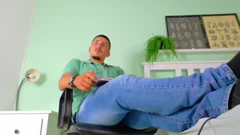 Mr Fox online show from 11/20/25, 11:37