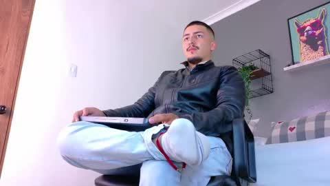 Mr Fox online show from 03/08/26, 04:33