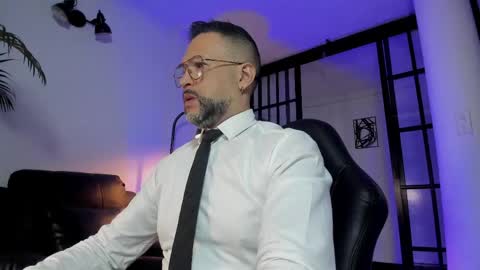 Snapshot of mrfrank_tattoo chatting on 03/02/26, 11:50 MrFrank. online show from 03/02/26, 11:50