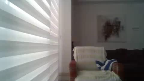 Snapshot of mrhandsomelovee chatting on 07/04/26, 07:03 Nikola online show from 07/04/26, 07:03