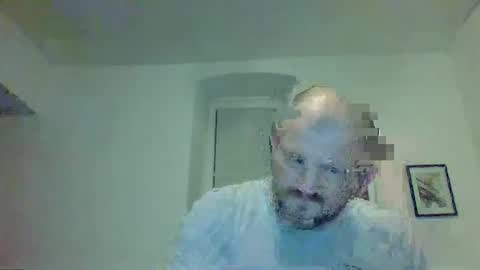 Snapshot of mrhotsex69 chatting on 01/01/25, 11:40 mrhotsex69 online show from 01/01/25, 11:40